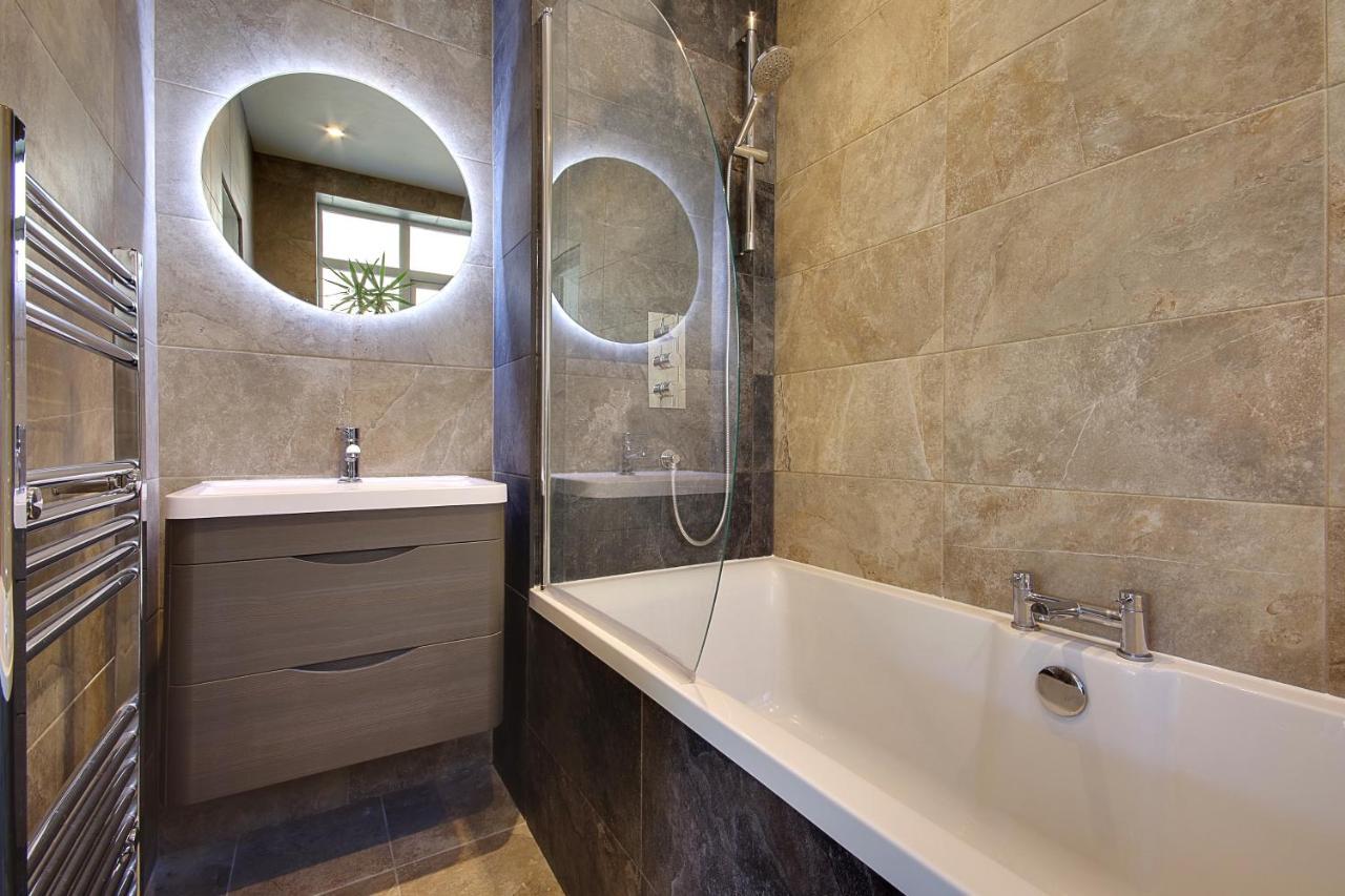 Large En-Suite By The Beach Bournemouth Ngoại thất bức ảnh